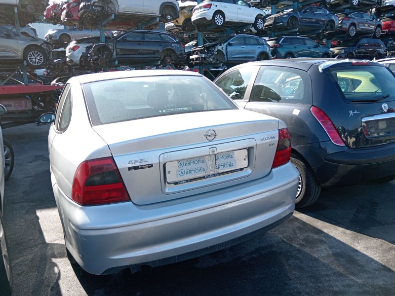 opel vectra b (j96) del año 2000