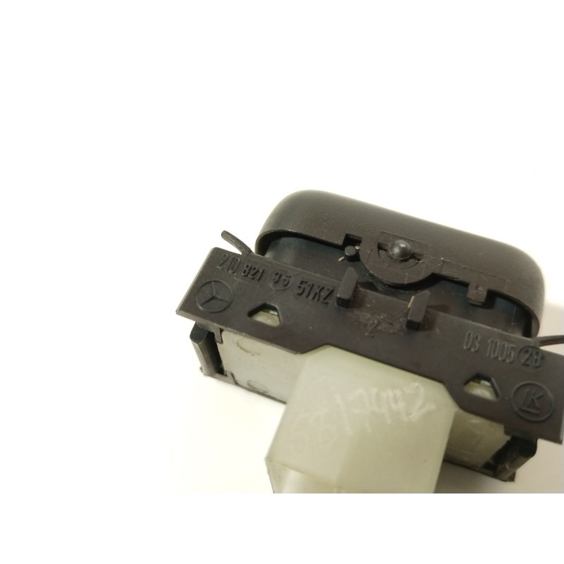 Recambio de interruptor para mercedes-benz clase e (w210) e 270 cdi (210.016) referencia OEM IAM 2108213551KZ  