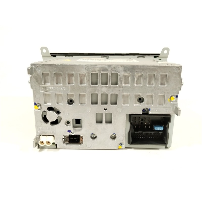 Recambio de sistema audio / radio cd para audi a4 b8 (8k2) 2.0 tdi referencia OEM IAM 8R1035186F CQJA12F0AE 