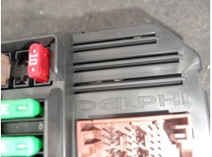 Recambio de caja reles / fusibles para citroën c4 picasso ii 1.2 thp 130 referencia OEM IAM 9819851480 BSIEL5CEM00 28550137 2