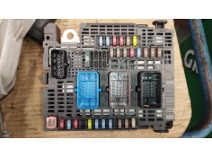 Recambio de caja reles / fusibles para citroën ds5 2.0 hdi 165 referencia OEM IAM 9677987580 BSMAB400 