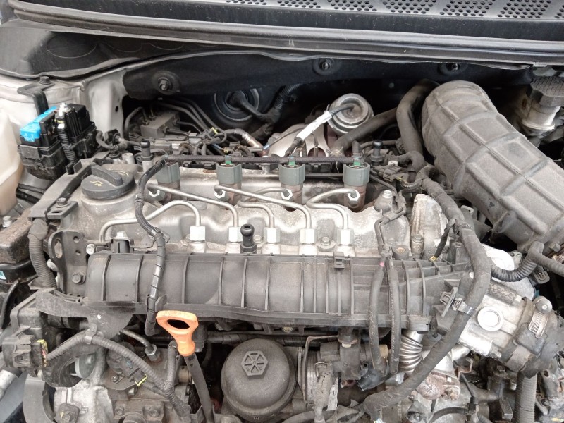 Recambio de motor completo para kia cee´d (jd) 1.6 crdi 110 referencia OEM IAM D4FB  