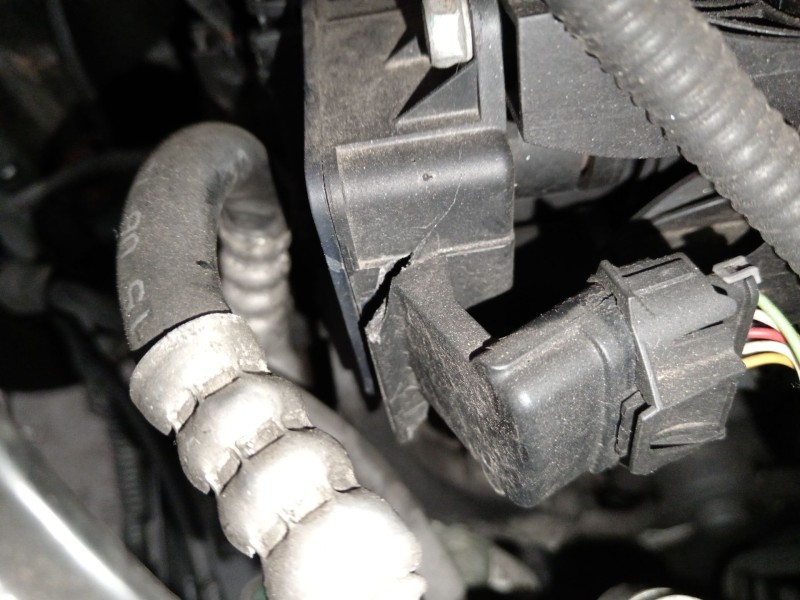 Recambio de motor completo para kia cee´d (jd) 1.6 crdi 136 referencia OEM IAM D4FB  