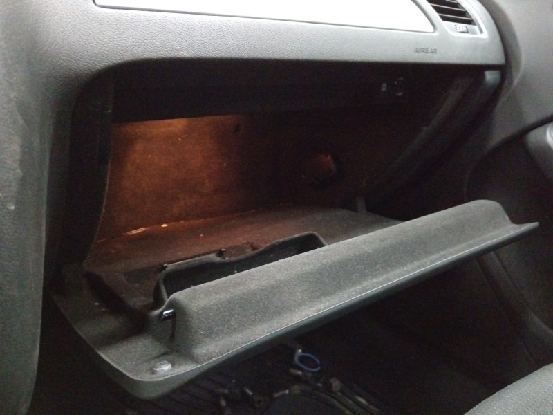 Recambio de guantera para audi a4 b8 (8k2) 2.0 tdi referencia OEM IAM 8K1857035B 8K1857035B6PS 8K1857035