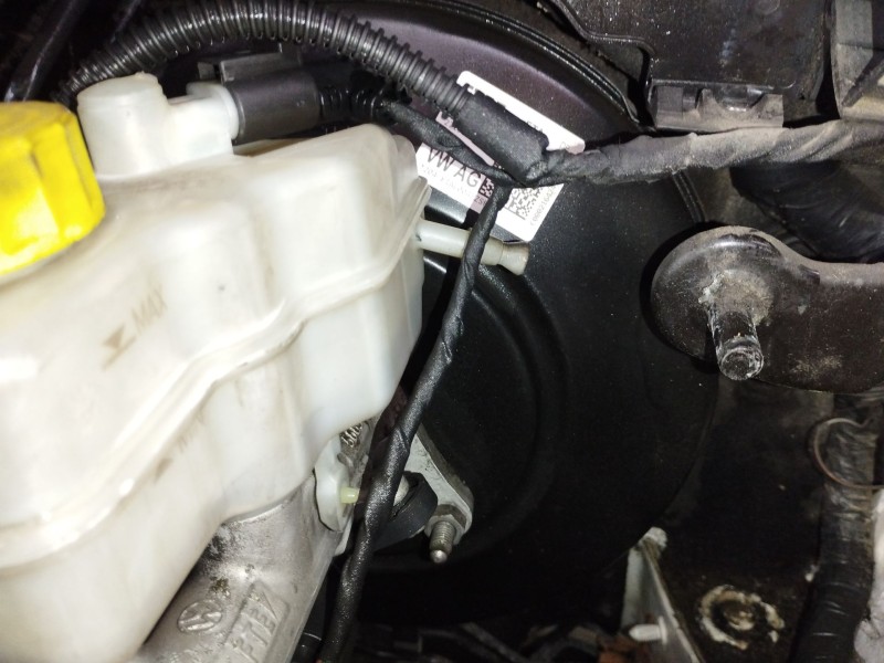 Recambio de servofreno para volkswagen polo v (6r1, 6c1) 1.6 tdi referencia OEM IAM 6R1614105F  