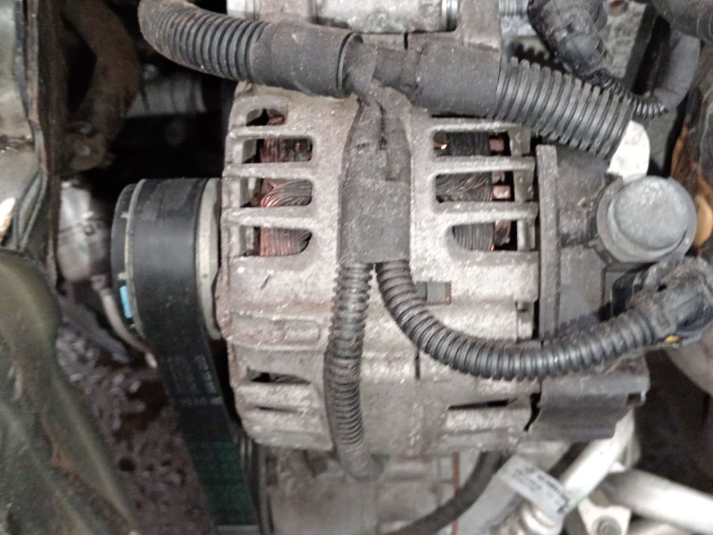 Recambio de alternador para peugeot 208 i (ca_, cc_) 1.2 puretech 82 referencia OEM IAM 9818677980  