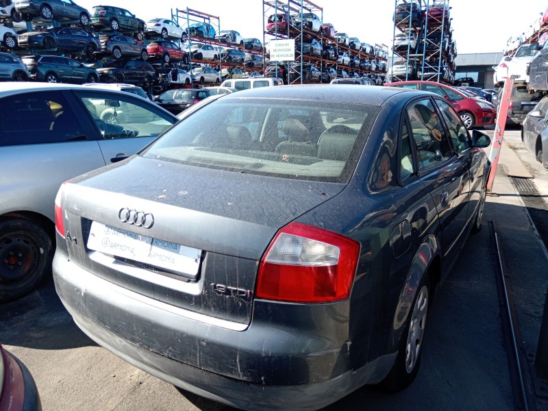 audi a4 b6 (8e2) del año 2001