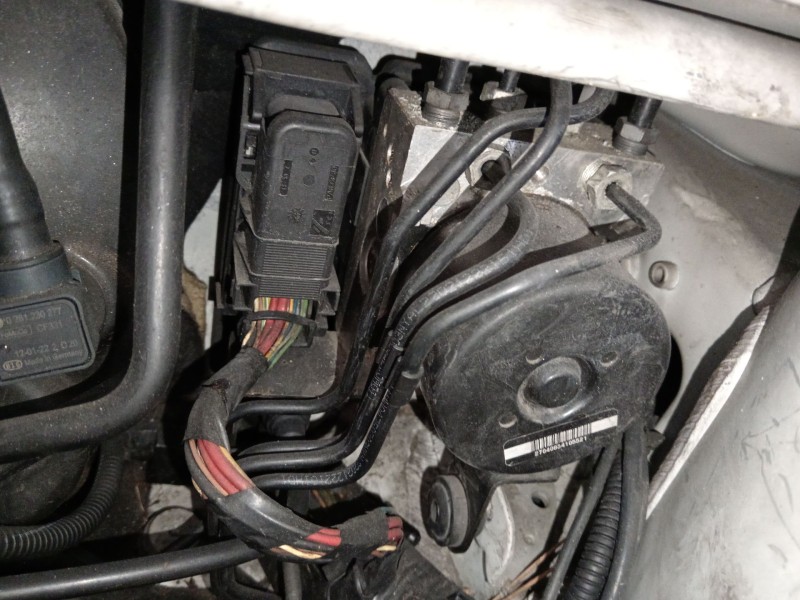 Recambio de abs para volvo s40 ii (544) d2 referencia OEM IAM 27040834105521  
