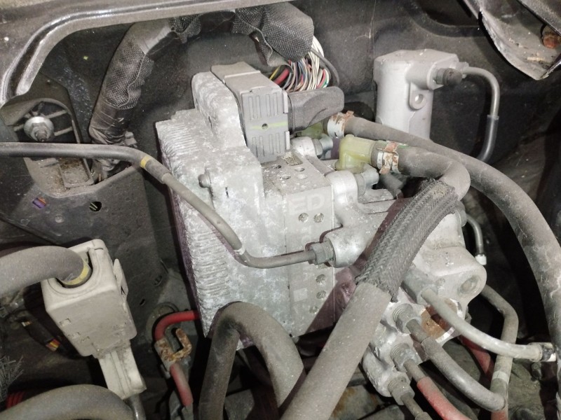 Recambio de abs para toyota prius (nhw30) plug-in hybrid advance referencia OEM IAM 4721047150  