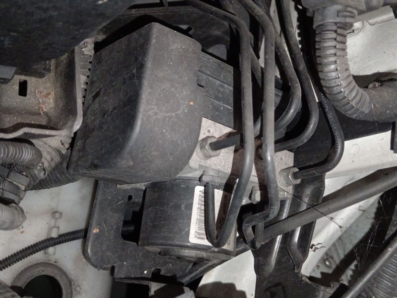 Recambio de abs para opel combo furgoneta/monovolumen (x12) 1.3 cdti (b05) referencia OEM IAM 51902576 10020702334 