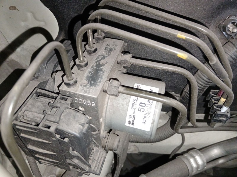 Recambio de abs para kia rio iii (ub) 1.25 cvvt referencia OEM IAM 589201W505  