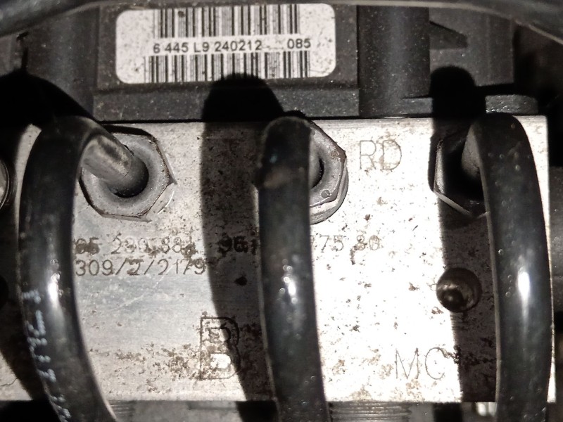 Recambio de abs para peugeot 5008 (0u_, 0e_) 1.6 hdi referencia OEM IAM 0265230881  