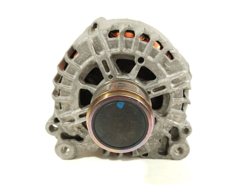 Recambio de alternador para seat leon st (5f8) 1.6 tdi referencia OEM IAM 04L903023L TG14C078 