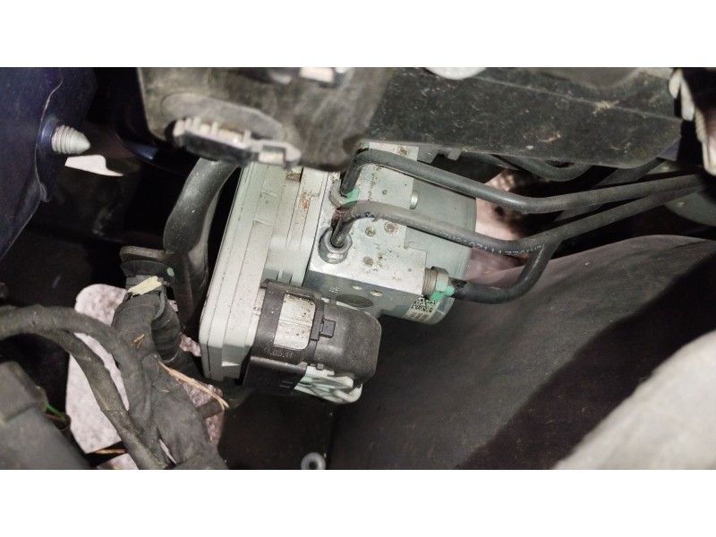 Recambio de abs para peugeot 208 i (ca_, cc_) 1.6 hdi referencia OEM IAM 9801661280  