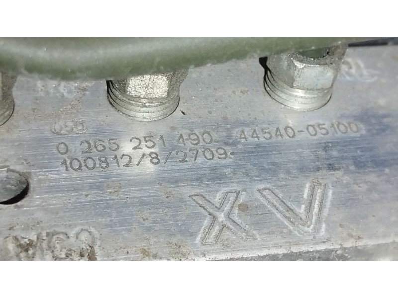 Recambio de abs para toyota avensis sedán (_t27_) 2.0 d-4d (adt270_) referencia OEM IAM 4454005100  0265251490