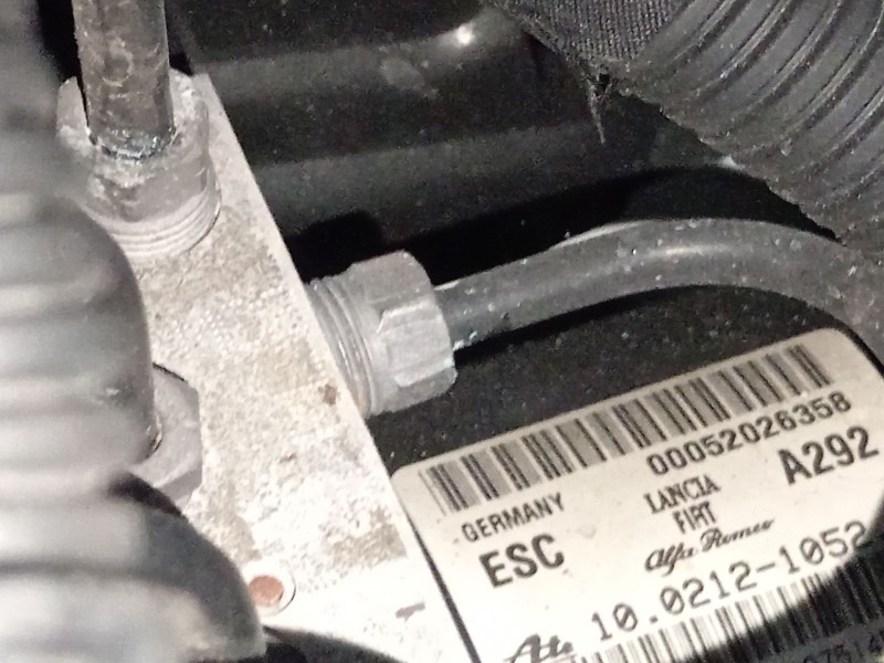 Recambio de abs para opel combo furgoneta/monovolumen (x12) 1.3 cdti (b05) referencia OEM IAM 00052026358  10021210524