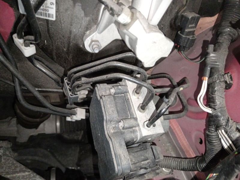 Recambio de abs para peugeot 108 1.0 vti 72 referencia OEM IAM 445400H130  19080121692