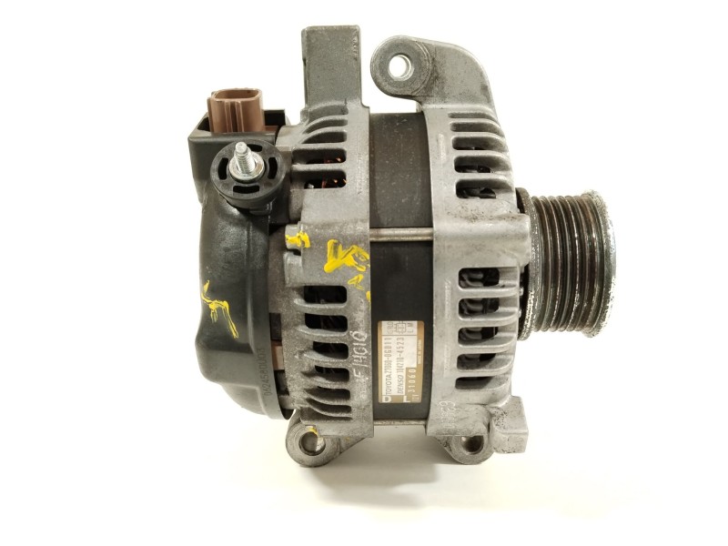 Recambio de alternador para toyota avensis (_t25_) 2.0 d-4d (adt250_) referencia OEM IAM 270600G011  1042104523