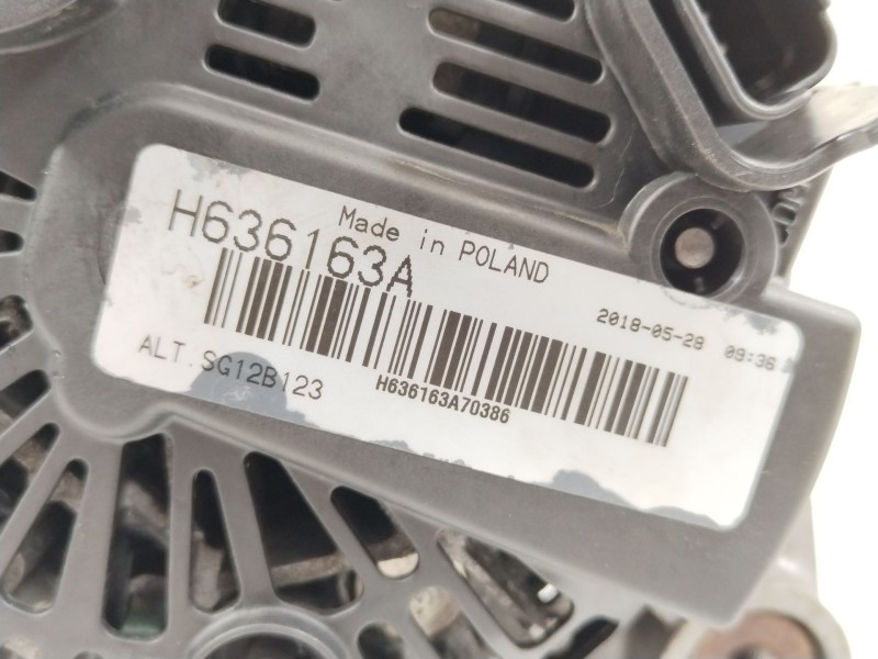 Recambio de alternador para nissan interstar furgoneta (x70) dci 80 referencia OEM IAM H636163A 2310000QBE 
