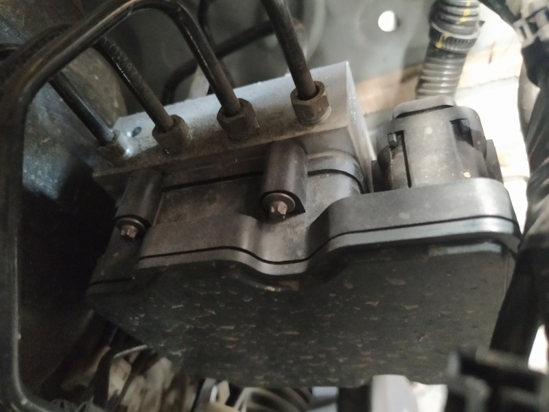 Recambio de abs para toyota aygo x-cite referencia OEM IAM 445400H070  