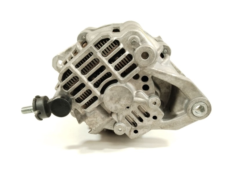 Recambio de alternador para nissan primera (p12) 2.2 di referencia OEM IAM CGB16581 23100AD210 