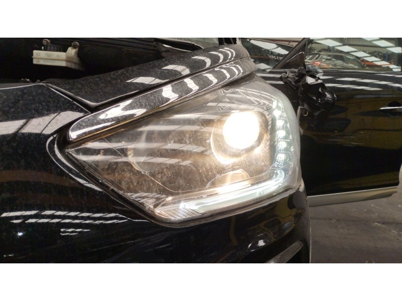 Recambio de faro izquierdo para citroën ds5 2.0 hdi 165 referencia OEM IAM 9806093080  