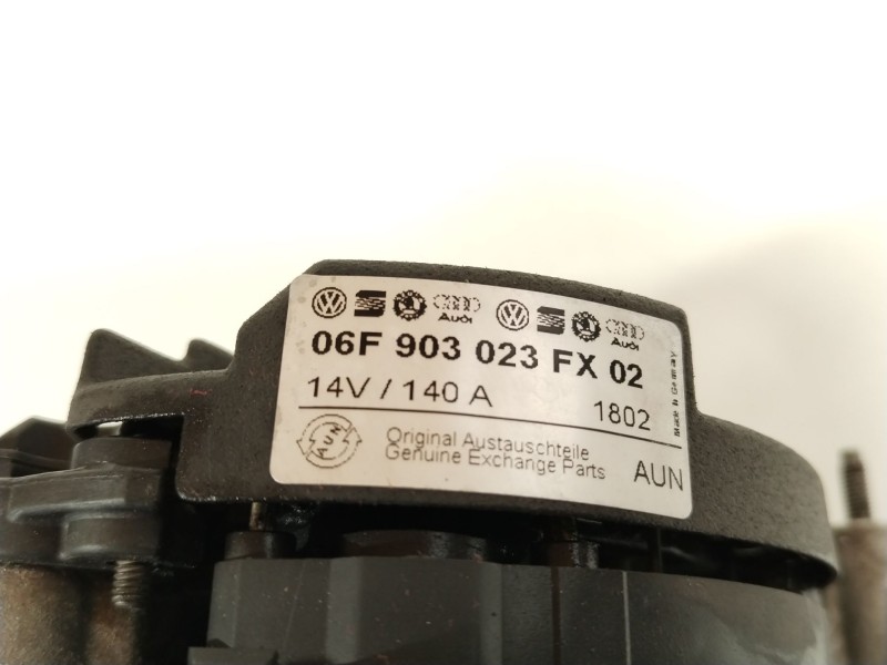 Recambio de alternador para seat leon (1p1) 1.9 tdi referencia OEM IAM 06F903023FX  