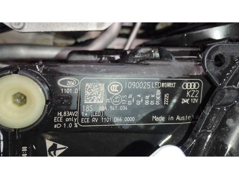 Recambio de faro derecho para audi q3 (f3b) 35 tdi referencia OEM IAM 83A941034  