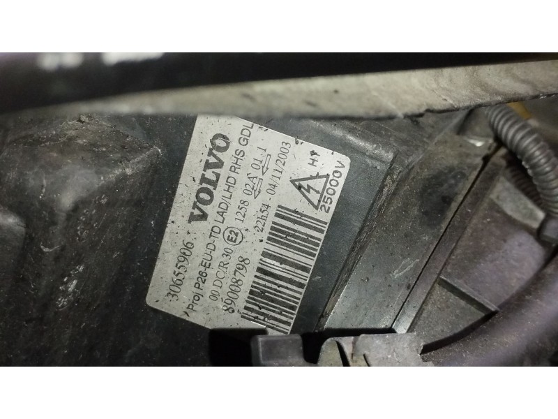 Recambio de faro derecho para volvo xc70 i cross country (295) d5 xc awd referencia OEM IAM 30655906 89008798 