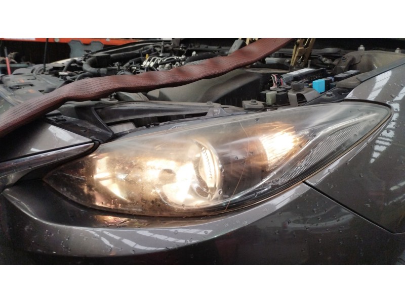 Recambio de faro izquierdo para mazda 3 sedán (bm_, bn_) 2.2 d referencia OEM IAM BHR151040 2532425000 