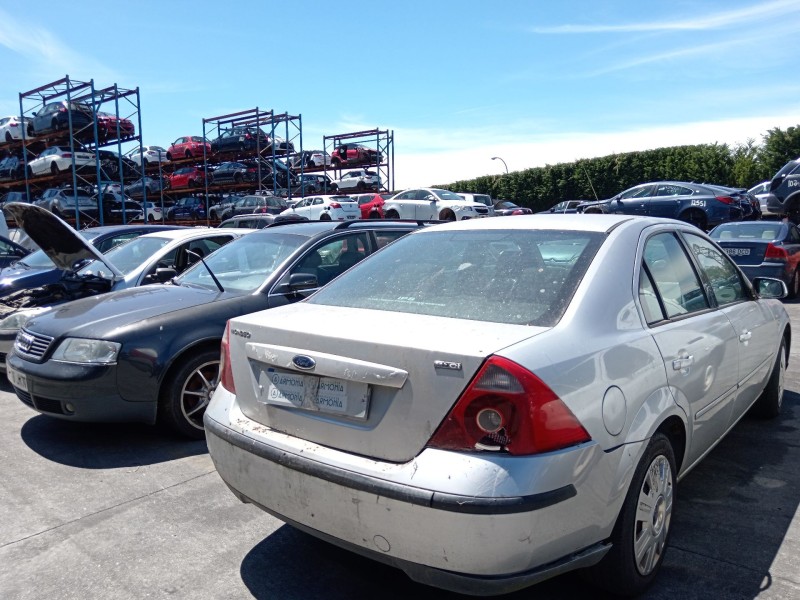 ford mondeo iv sedán (ba7) del año 2004