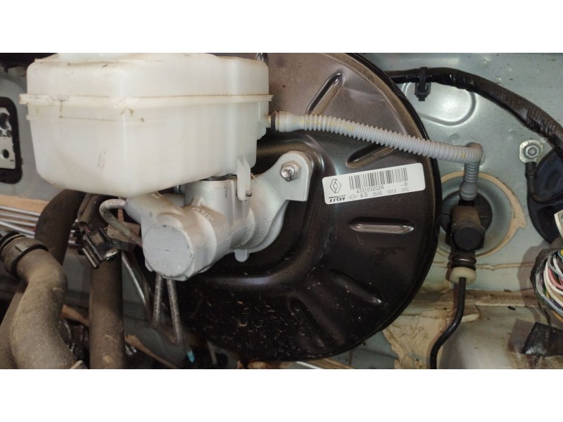 Recambio de servofreno para renault captur i (j5_, h5_) 0.9 tce 90 referencia OEM IAM 472103202R  