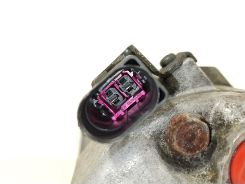 Recambio de compresor aire acondicionado para volkswagen golf iv (1j1) 1.9 tdi referencia OEM IAM 1J0820803F SD7V16 