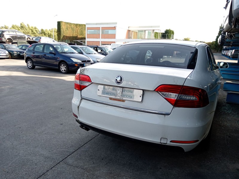 skoda superb ii (3t4) del año 2013
