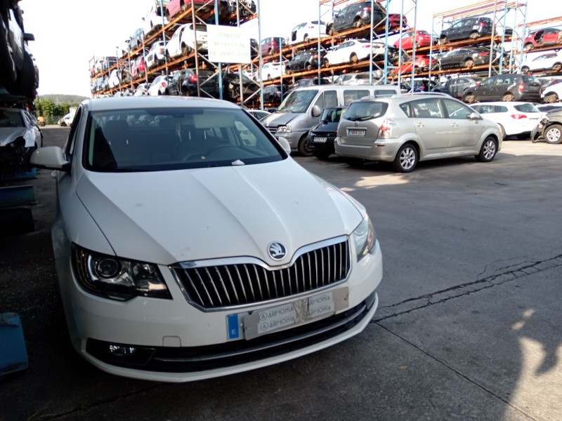 skoda superb ii (3t4) del año 2013