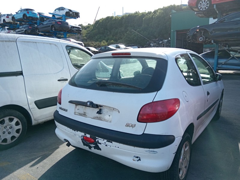 peugeot 206 van del año 2001