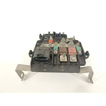 CAJA RELES / FUSIBLES 241363873R 