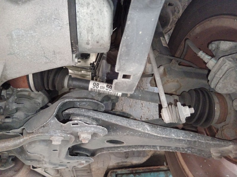 Recambio de transmision delantera izquierda para peugeot 208 i (ca_, cc_) 1.2 vti 82 referencia OEM IAM 9803959580  