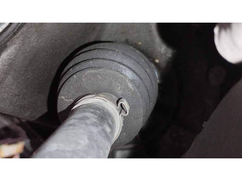Recambio de transmision delantera izquierda para citroën c3 ii (sc_) 1.4 vti 95 referencia OEM IAM 9801388580  