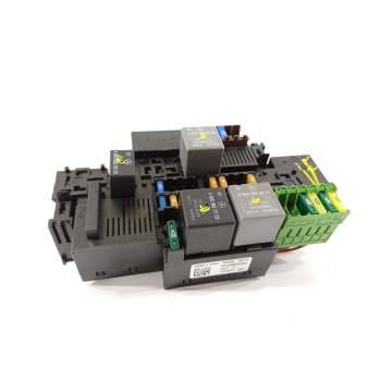 CAJA RELES / FUSIBLES A2229063202 