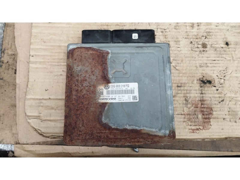 Recambio de centralita motor uce para volkswagen passat b6 (3c2) 2.0 tdi referencia OEM IAM 03G906018FG 5WP45614AA 