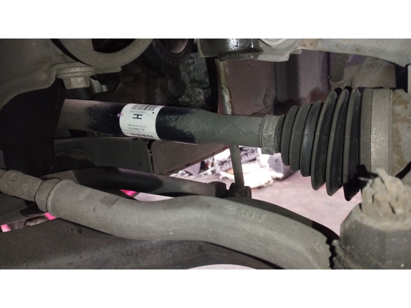 Recambio de transmision delantera derecha para toyota auris hybrid active referencia OEM IAM 4341002850C  