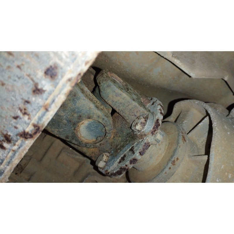 Recambio de transmision central delantera para nissan pathfinder iii (r51) 2.5 dci 4wd referencia OEM IAM 37200EB300  
