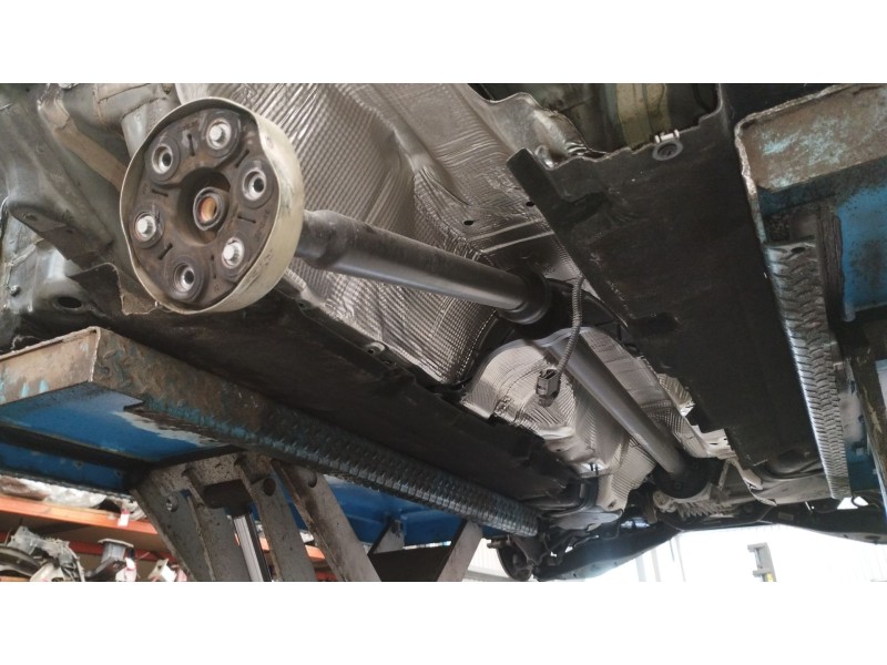 Recambio de transmision central para audi q3 (8ub, 8ug) 2.0 tdi quattro referencia OEM IAM 5N0521101M  