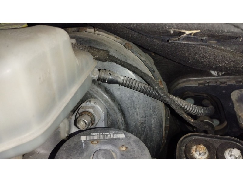 Recambio de servofreno para opel astra j (p10) 2.0 cdti (68) referencia OEM IAM 13338058  