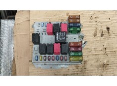 Recambio de caja reles / fusibles para lancia ypsilon (843_) 1.2 (843.axb1a) referencia OEM IAM 51724661  