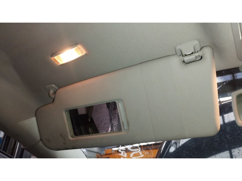 Recambio de parasol izquierdo para volkswagen passat b6 (3c2) 2.0 tdi 16v referencia OEM IAM   