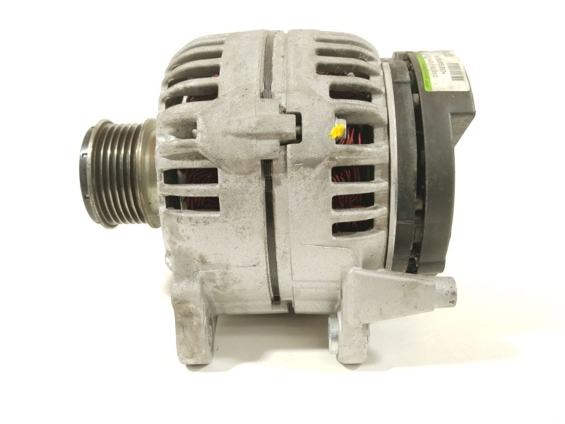 Recambio de alternador para dodge caliber 2.0 crd referencia OEM IAM 5033757AB 0124615017 
