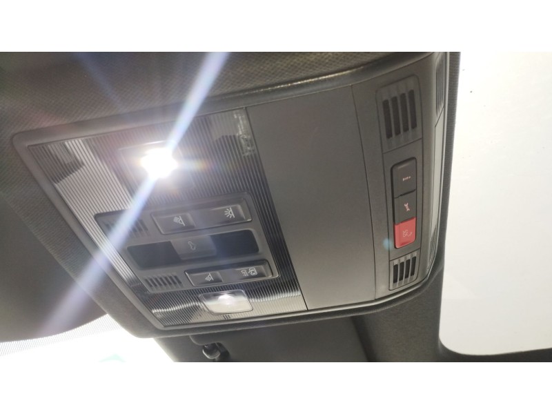 Recambio de luz interior para seat ibiza (kj1) fr ib referencia OEM IAM 2GA947105AF 5Q0951177A 