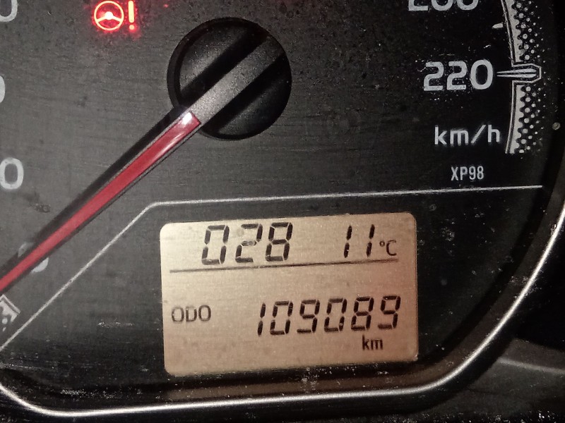 Recambio de cuadro instrumentos para toyota yaris (_p13_) 1.0 (ksp130_) referencia OEM IAM   